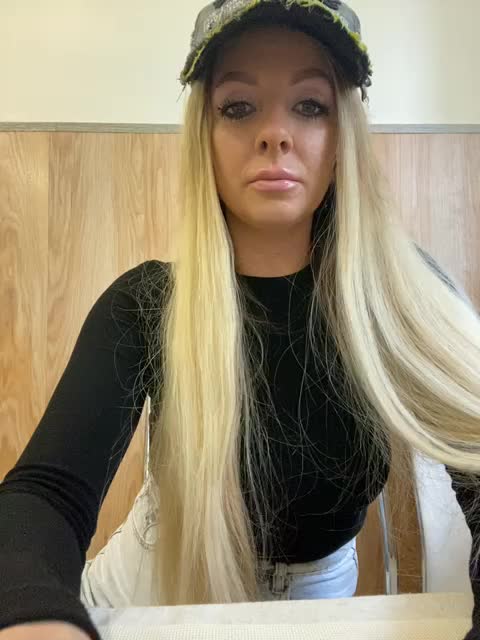 Nasty-tegress Live Sex December 18, 2025