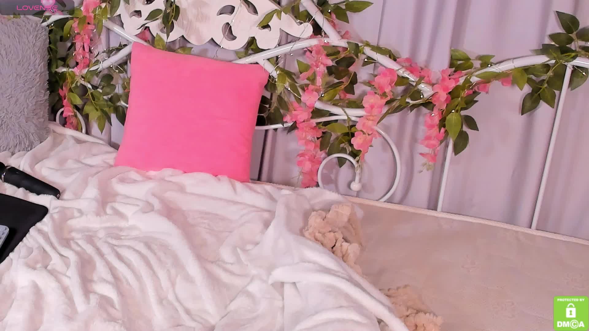 Jane-sensitive Live Sex December 14, 2025