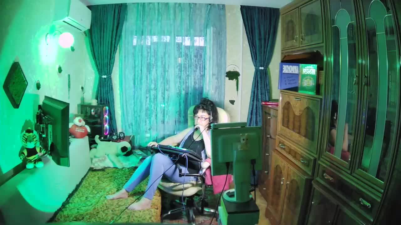 Infodar Live Sex December 19, 2025