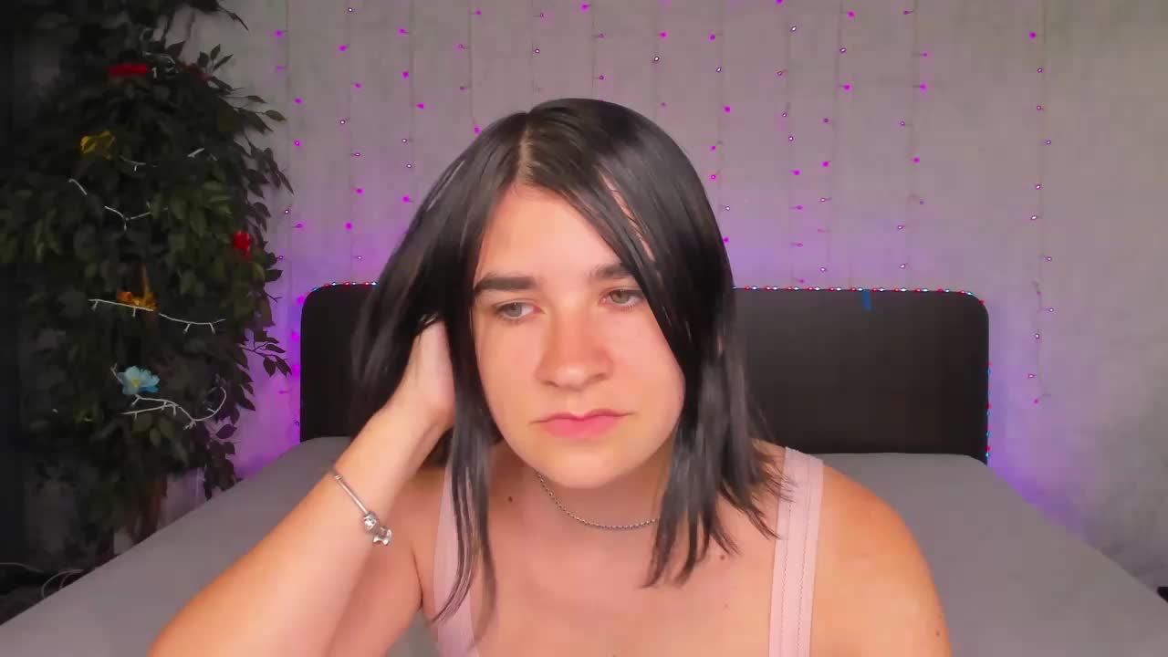 Polly-Love Live Sex December 17, 2025