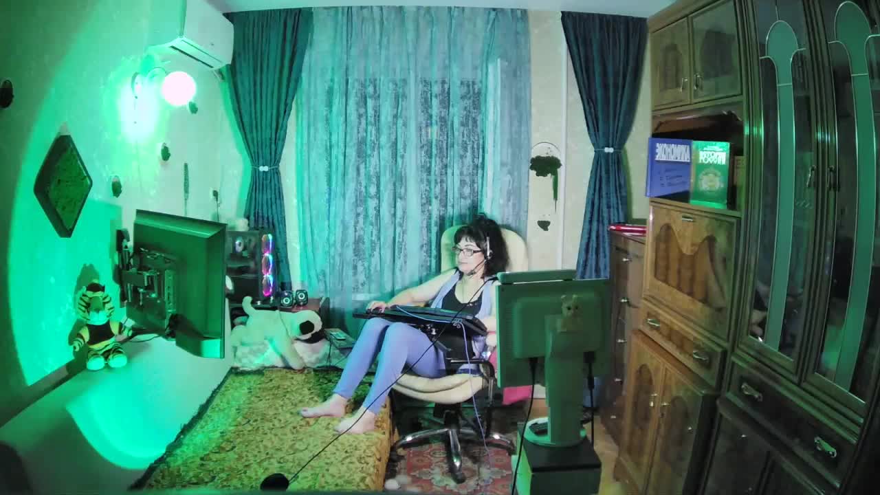 Infodar Live Sex December 19, 2025