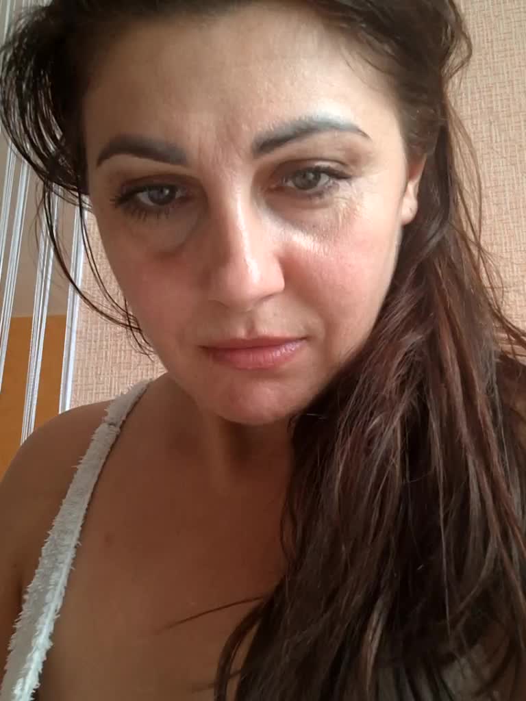 AmyRoses Live Sex December 13, 2025