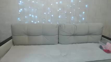 JenniferTheChic Live Sex December 18, 2025