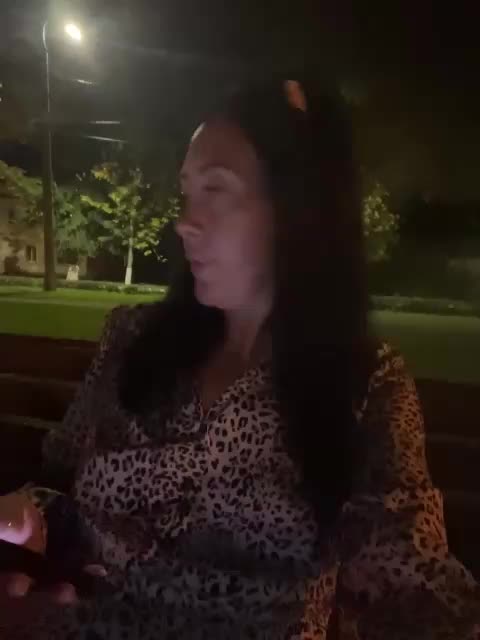 Karolina_Milf Live Sex December 14, 2025