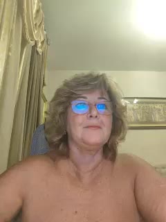 KarinkaSweet Live Sex December 14, 2025