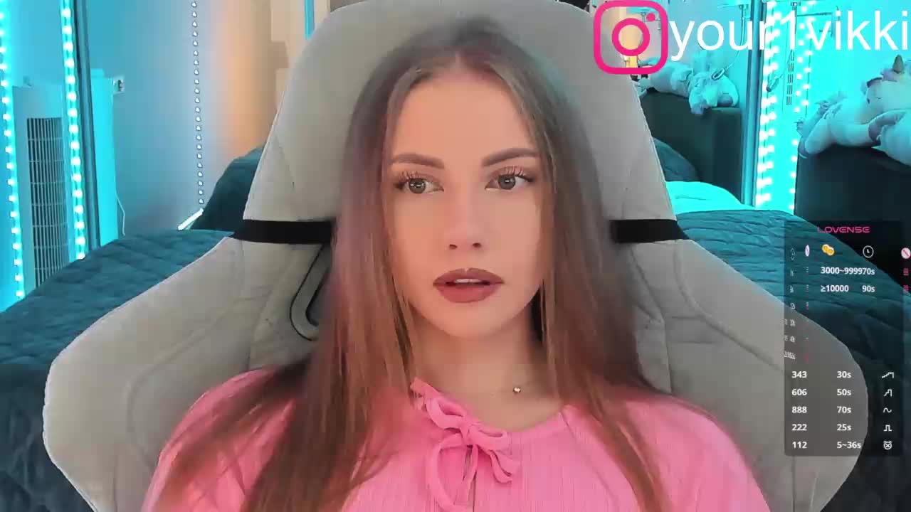 VikkiExtraCheese Live Sex December 18, 2025