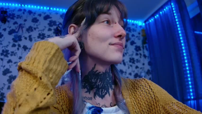 Littlespacemouse Live Sex December 17, 2025