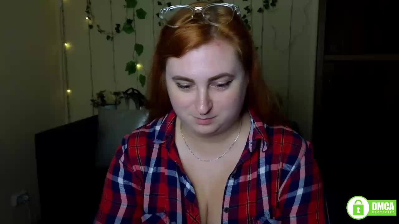 Aliciaredluv Live Sex December 17, 2025