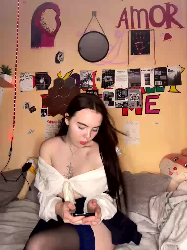 LuxxxBaby Live Sex December 13, 2025