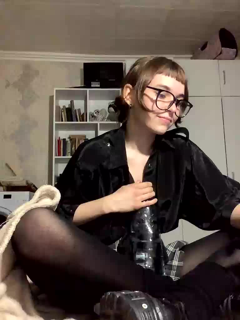 Piterskaya6 Live Sex December 13, 2025