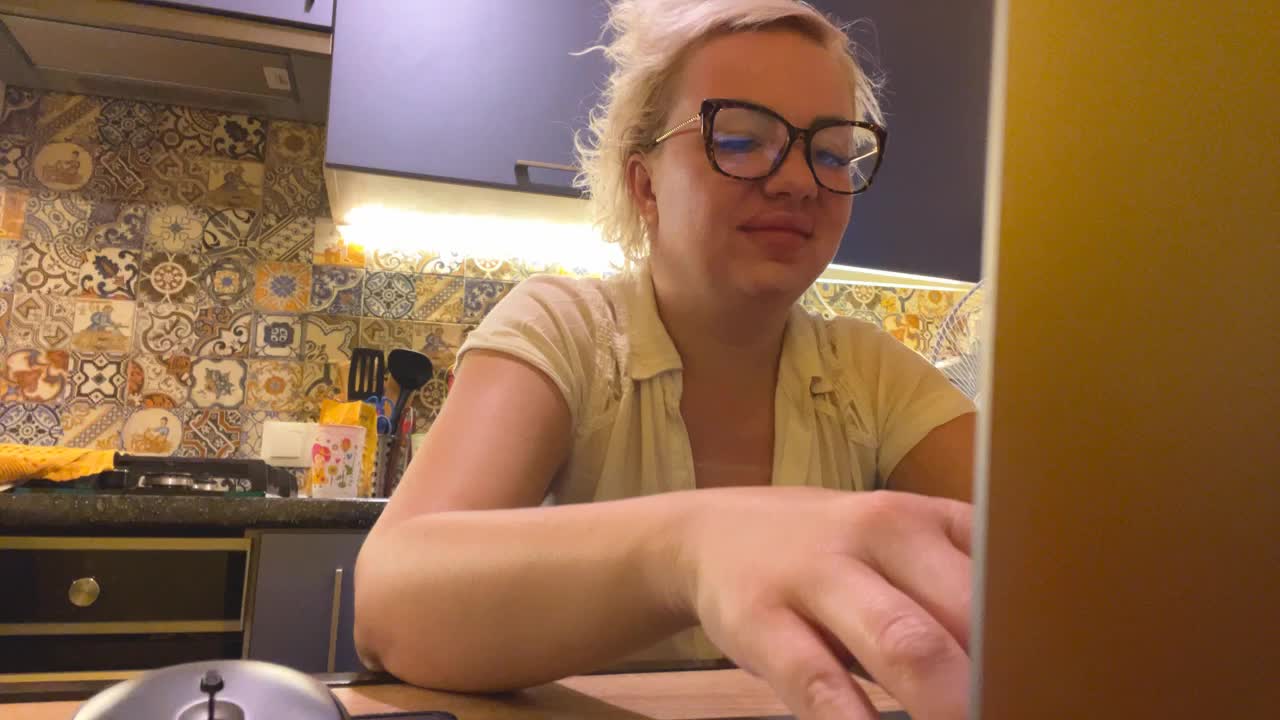 Oksana494 Live Sex December 13, 2025