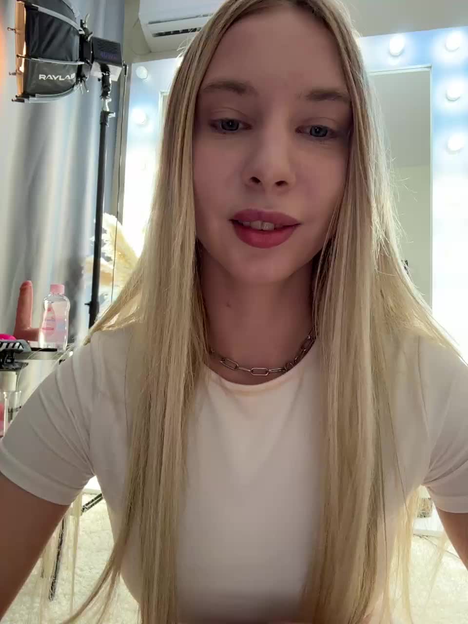 LolaDoll Live Sex December 13, 2025