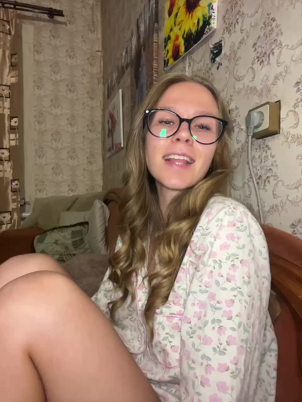 Milana22a Live Sex December 14, 2025