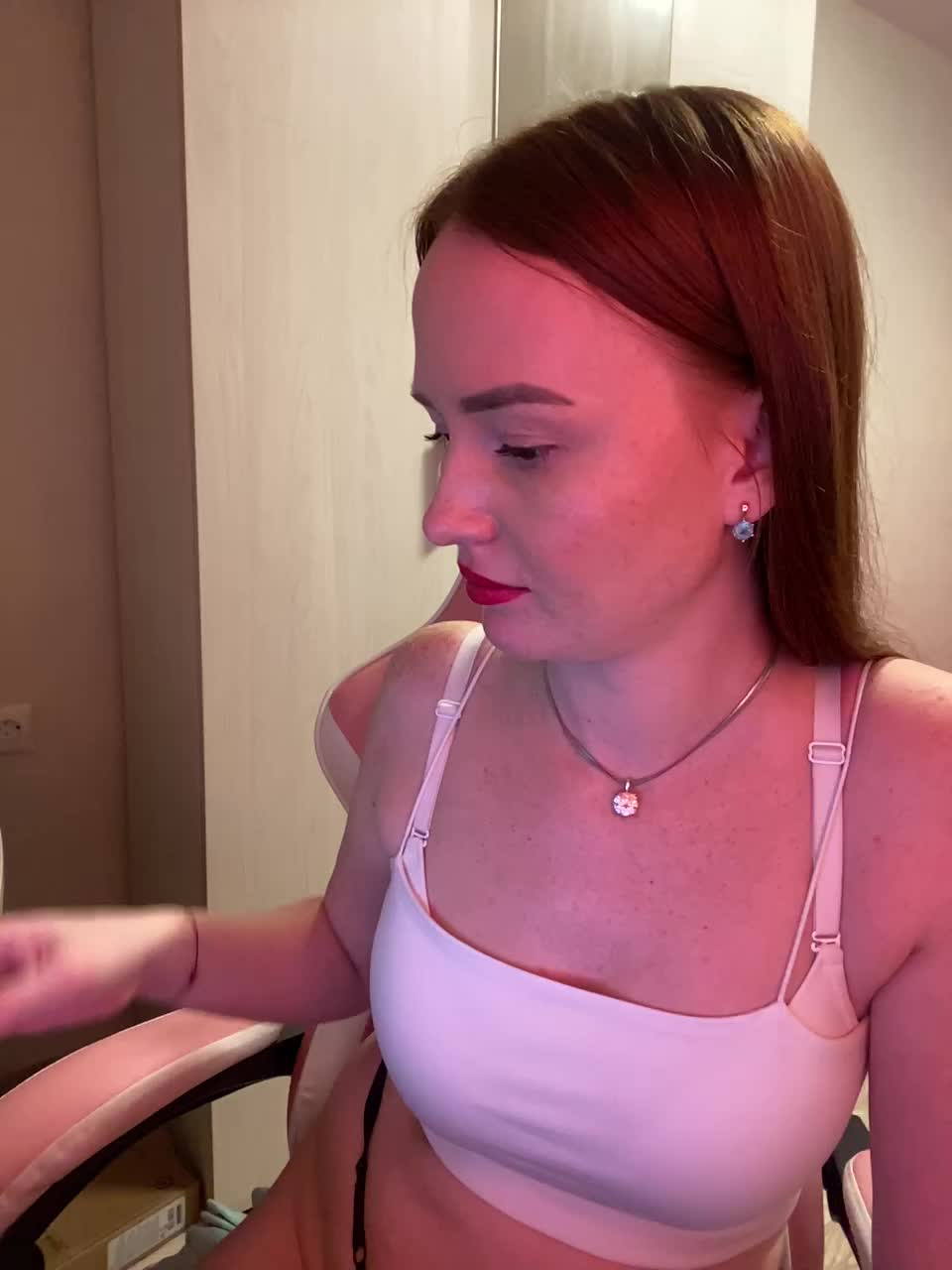 Lisichkina Live Sex December 14, 2025