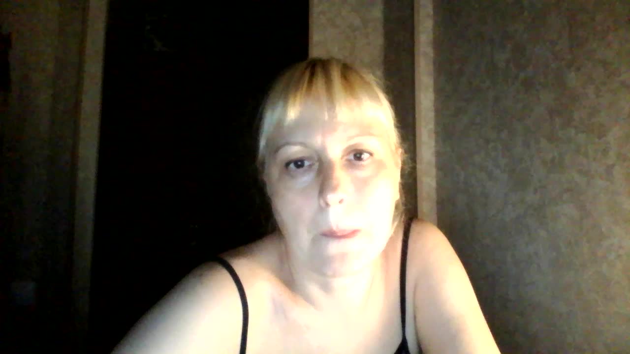 krisss2016 Live Sex December 15, 2025