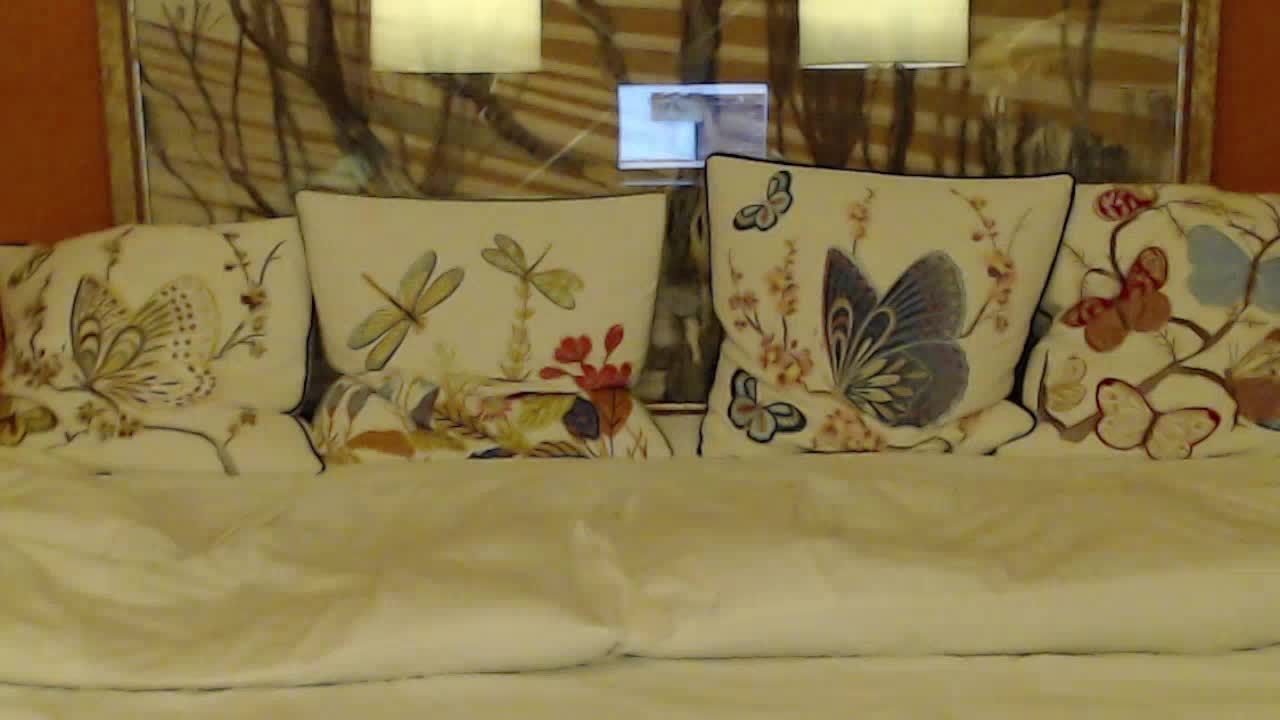 Lora8888 Live Sex December 17, 2025