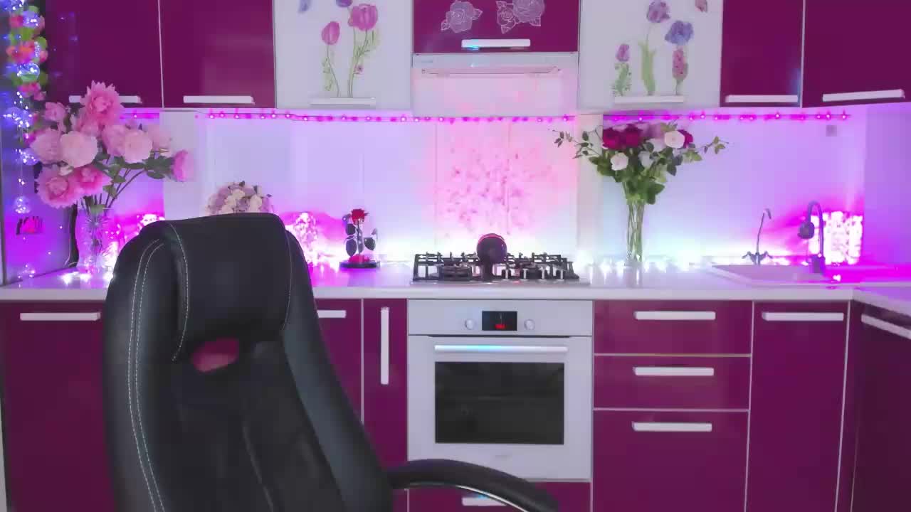 Olivija2020 Live Sex December 18, 2025