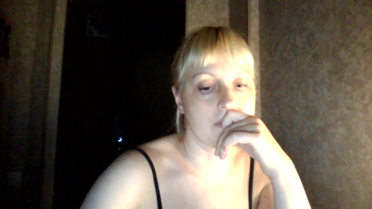 krisss2016 Live Sex December 19, 2025