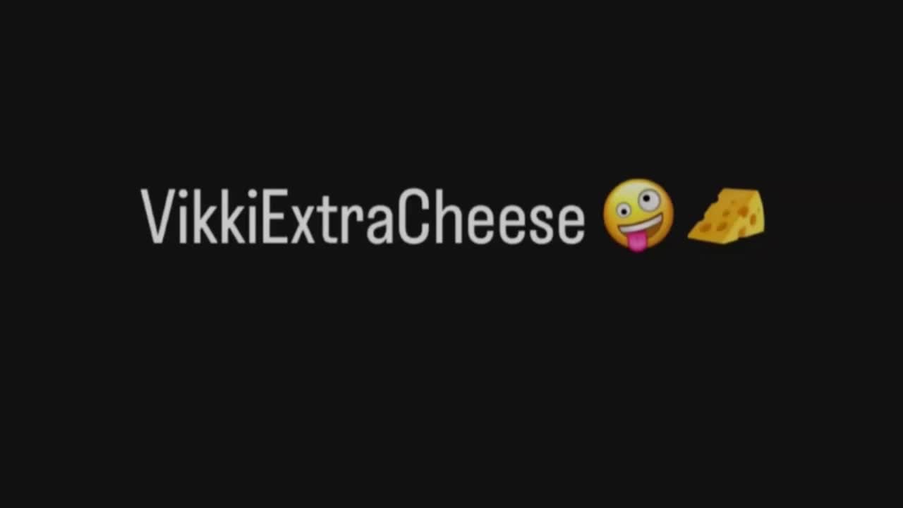 VikkiExtraCheese Live Sex December 18, 2025