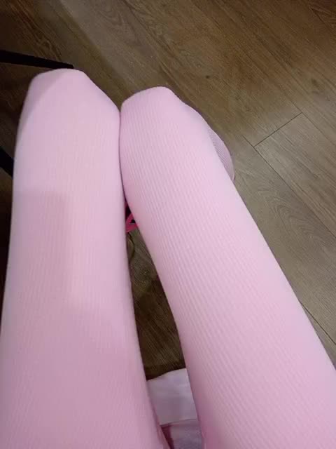 klubnichkka Live Sex December 14, 2025