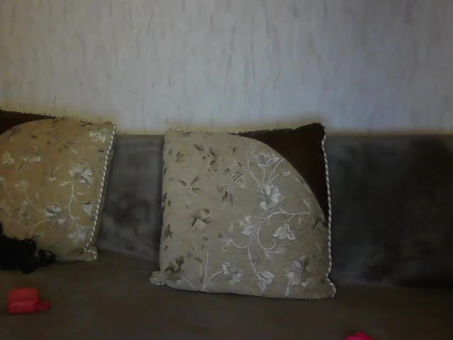 NatashaNannette Live Sex December 17, 2025