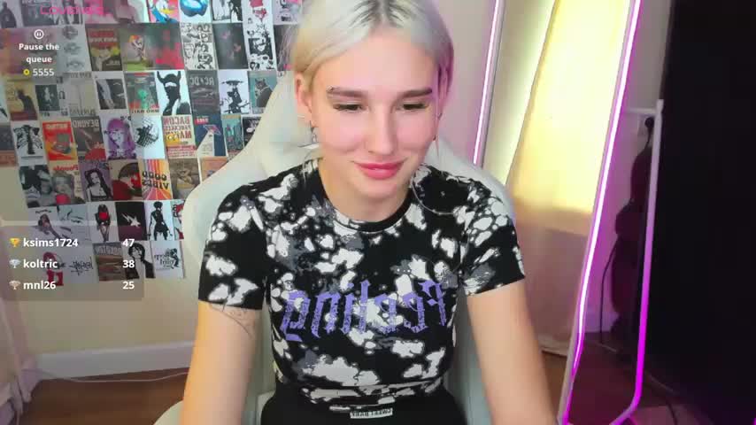 EvelinaLuu Live Sex September 7, 2025