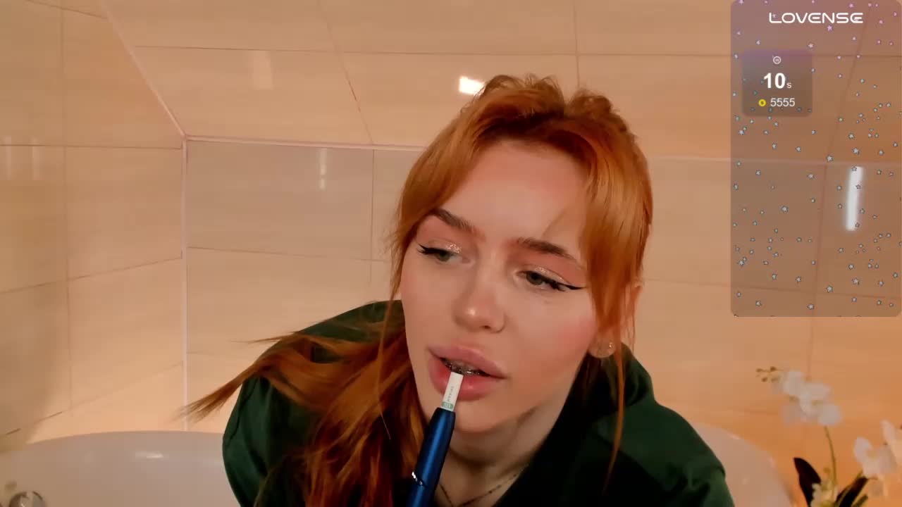 Phoenix_Margo Live Sex December 18, 2025