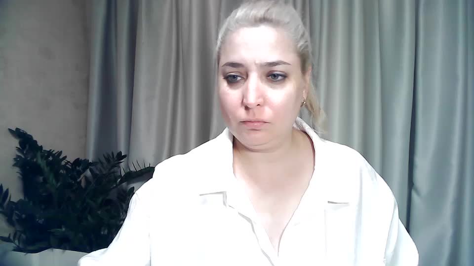 KickaIricka Live Sex December 14, 2025