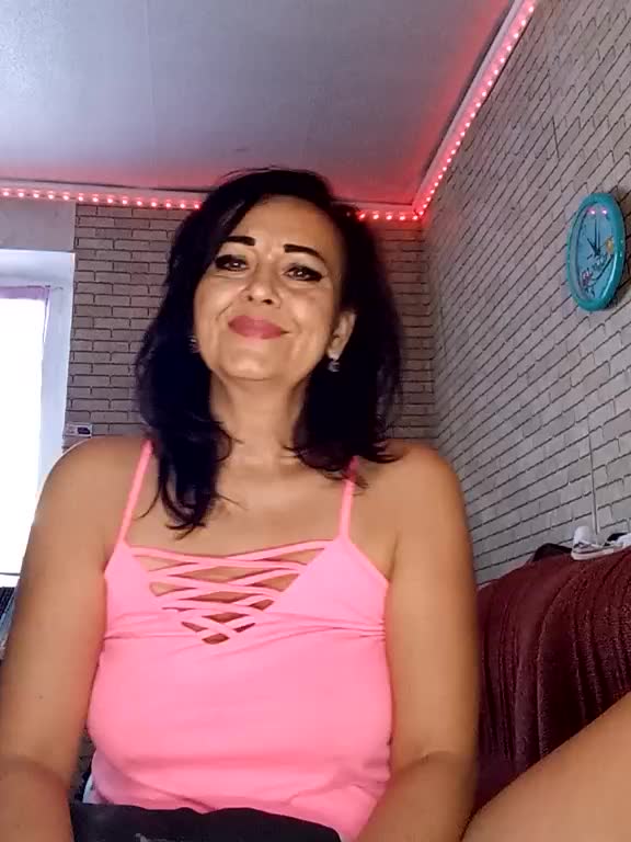 Lina-a-13 Live Sex December 14, 2025