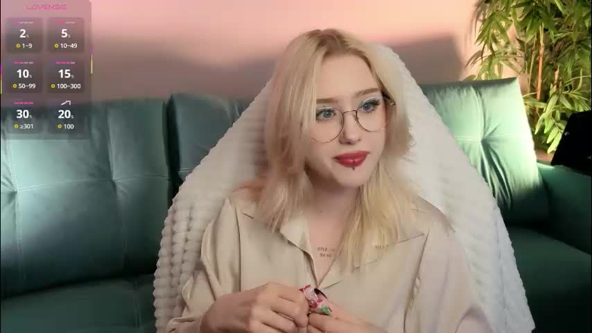 best_trip Live Sex December 17, 2025