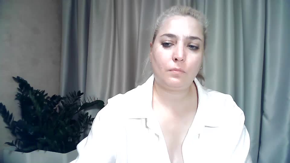 KickaIricka Live Sex December 14, 2025