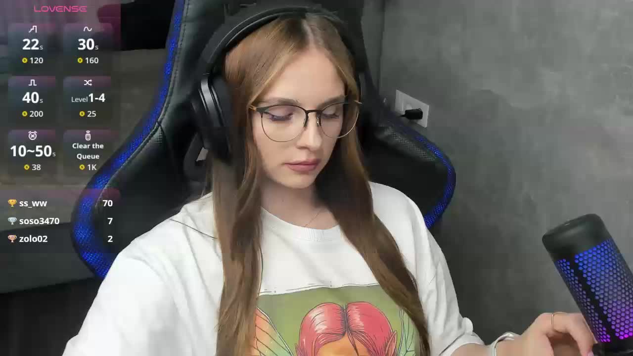 MCfly-1 Live Sex December 17, 2025