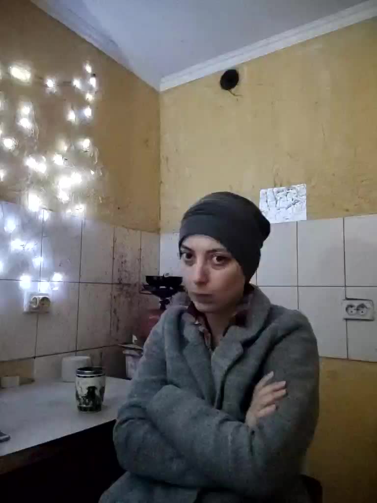 Kira700cams Live Sex December 14, 2025