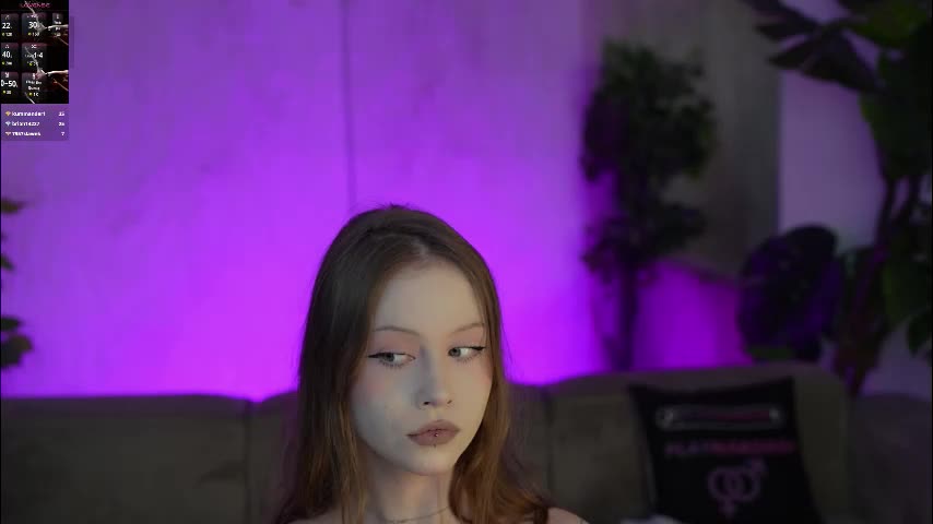 kira0541 Live Sex December 18, 2025