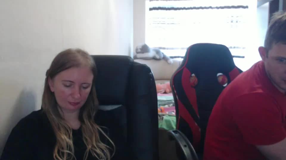 jenisandpeter Live Sex December 20, 2025