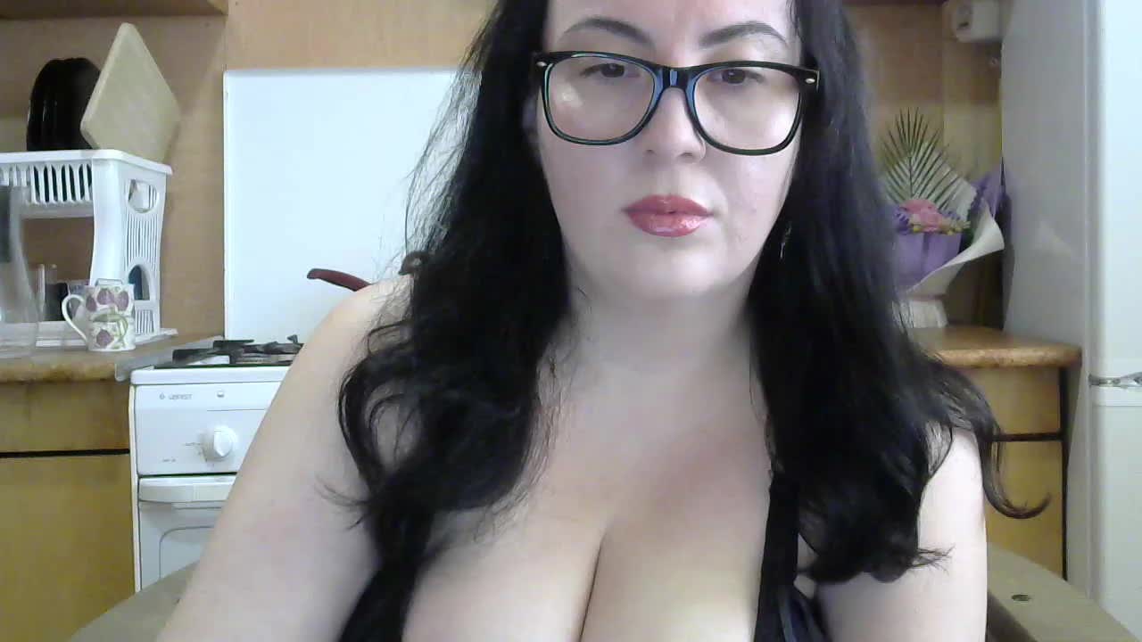 tatianamedi Live Sex December 14, 2025