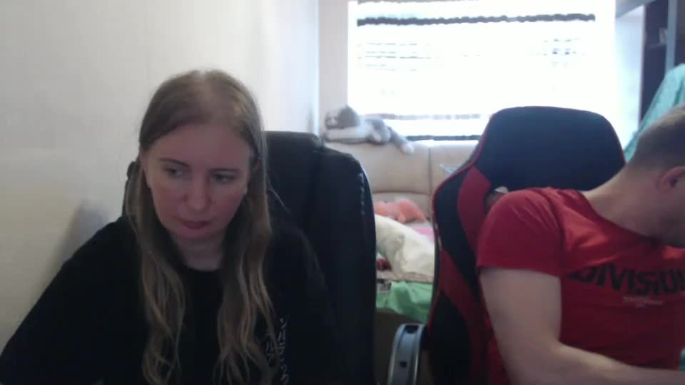 jenisandpeter Live Sex December 20, 2025