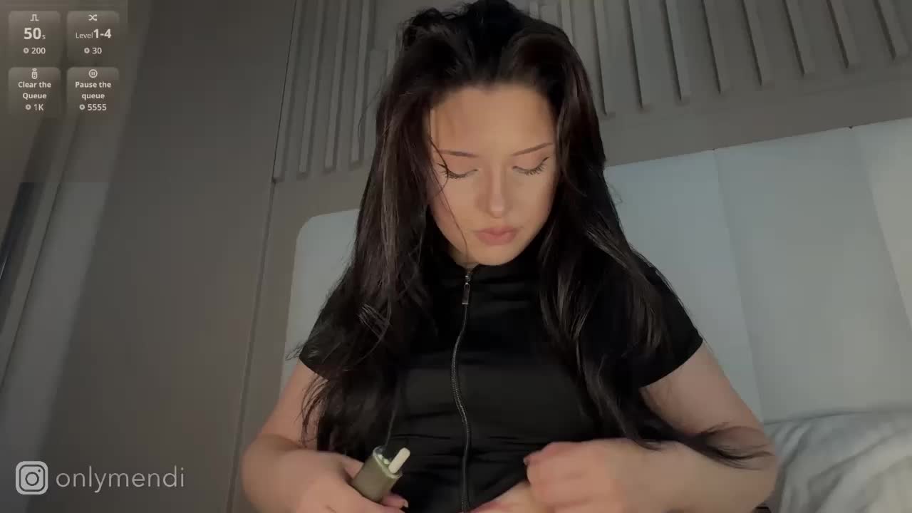 MENNDI Live Sex December 18, 2025