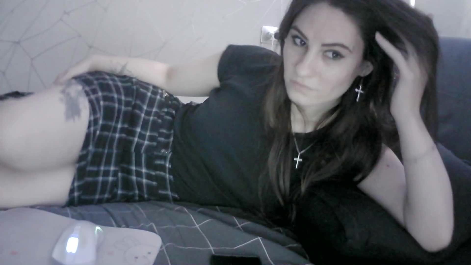 Sinner-5 Live Sex December 14, 2025