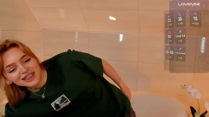 Phoenix_Margo Live Sex December 18, 2025