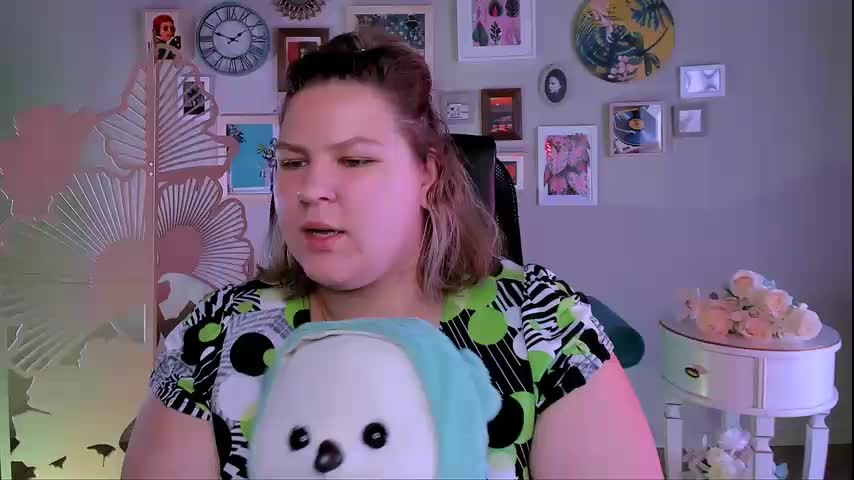 FlorenceAnderson Live Sex December 15, 2025