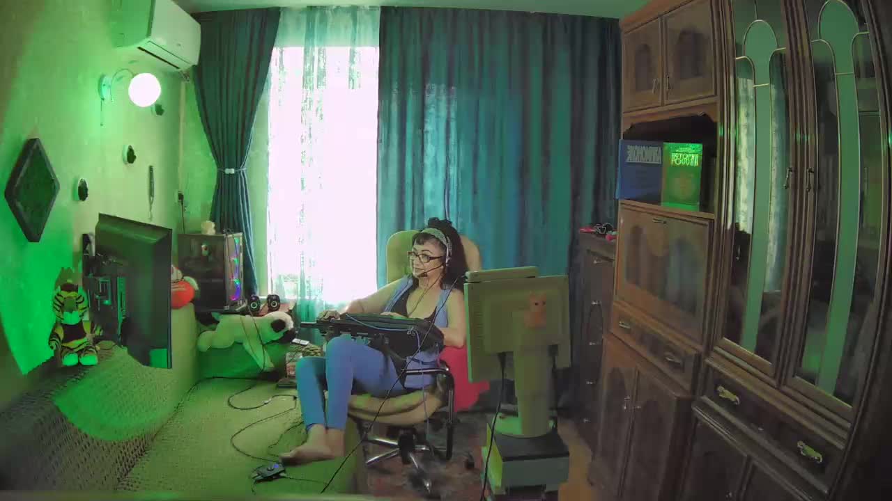 Infodar Live Sex December 18, 2025