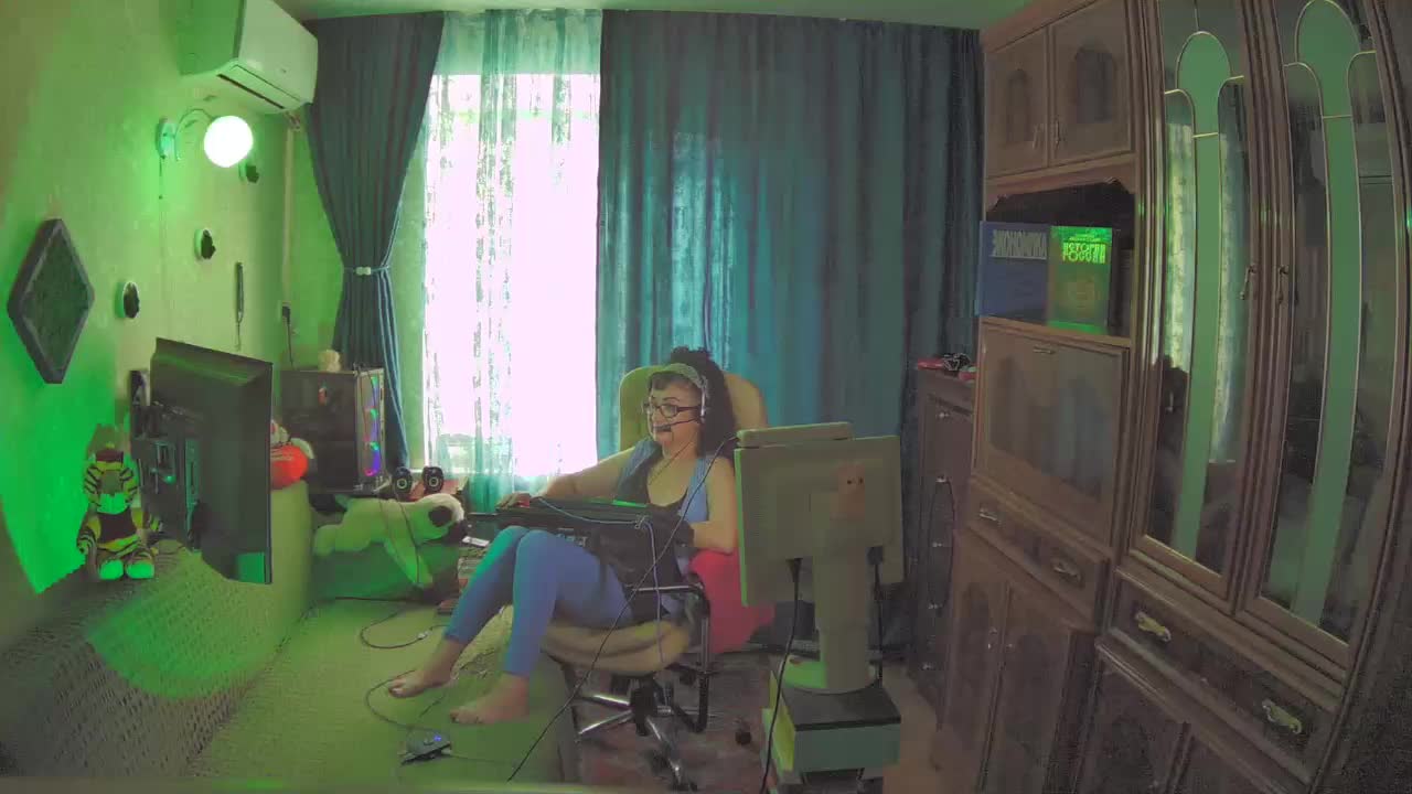 Infodar Live Sex December 18, 2025