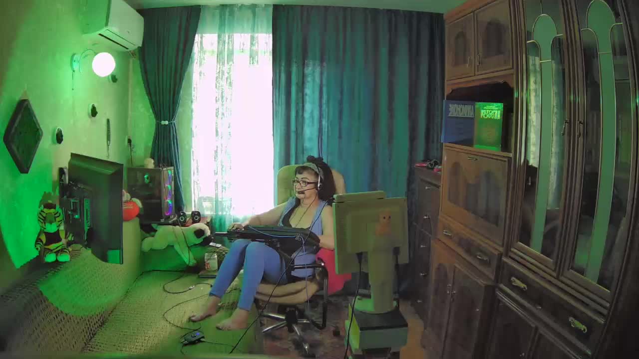 Infodar Live Sex December 18, 2025