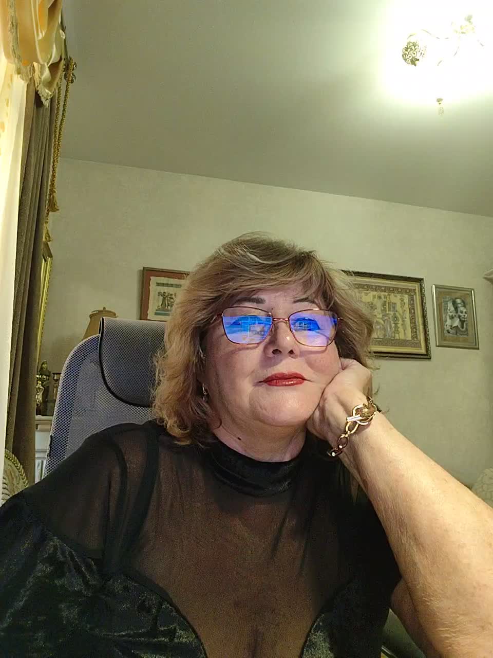 KarinkaSweet Live Sex December 14, 2025