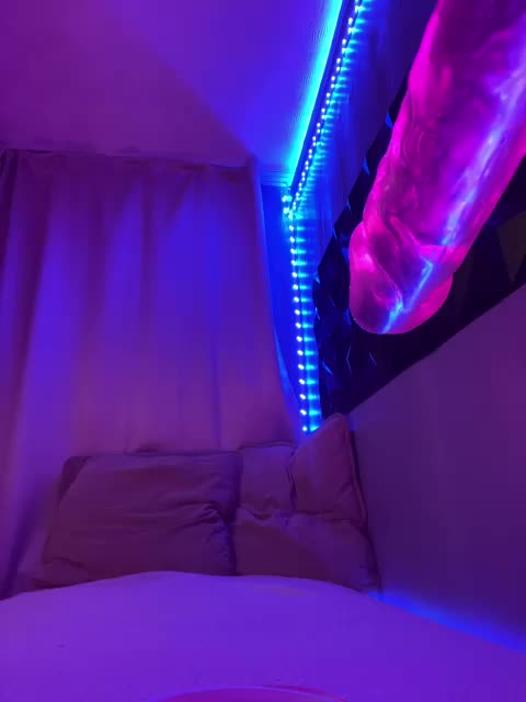 LYALAtop Live Sex December 14, 2025