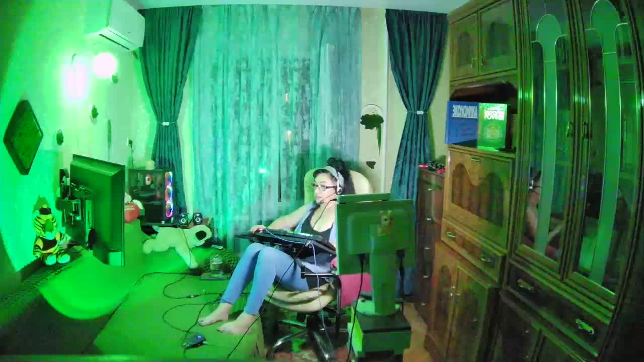 Infodar Live Sex December 18, 2025