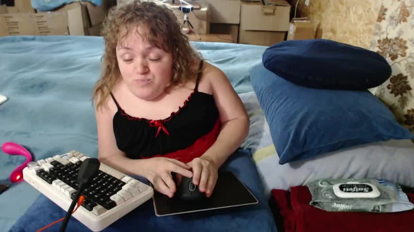 MiniNatalie Live Sex December 14, 2025