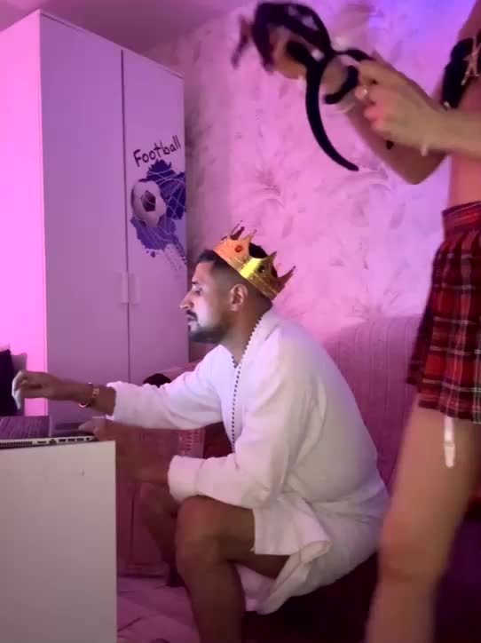 VIP17CoupleDream Live Sex December 17, 2025