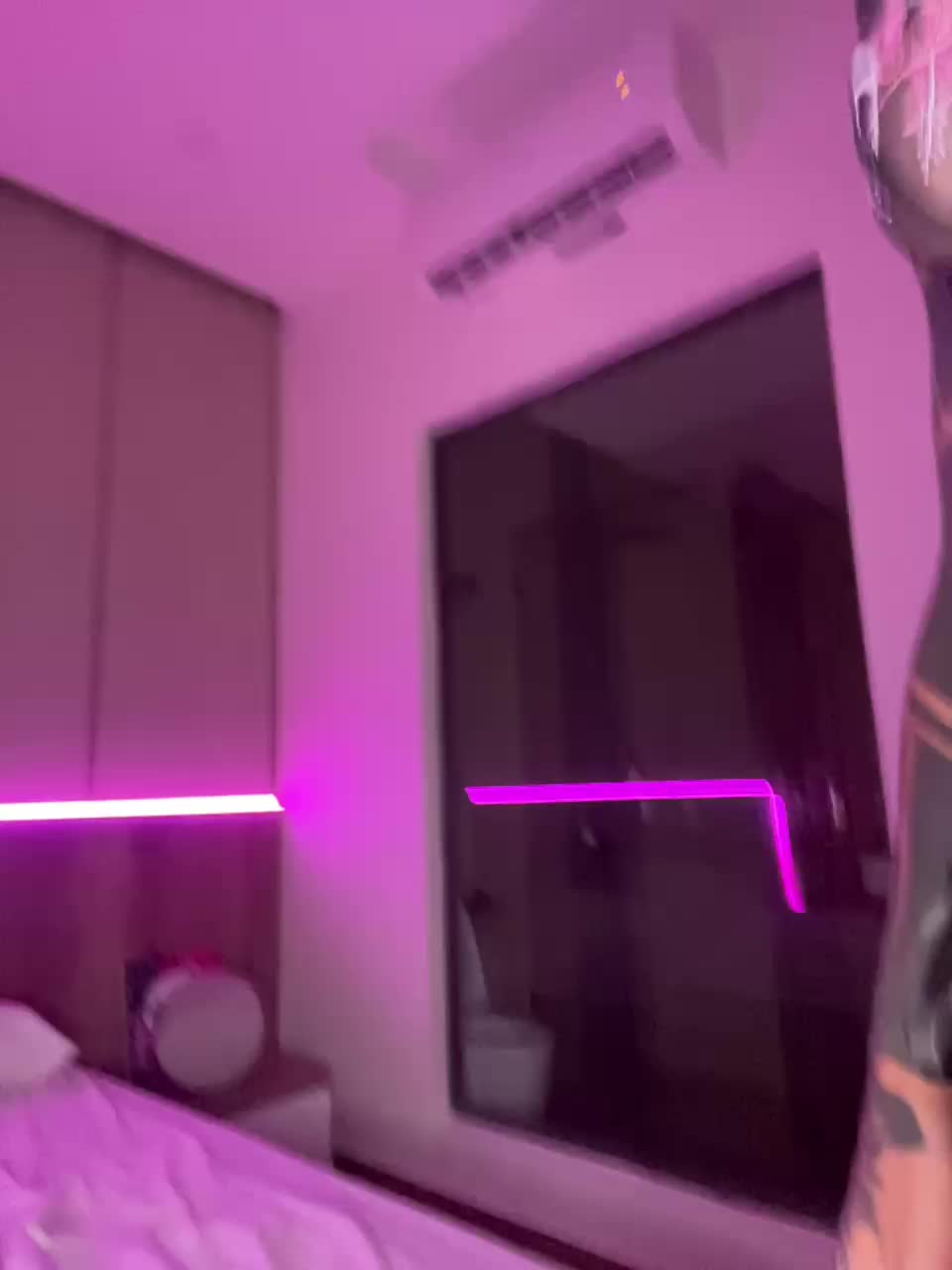 Twins666 Live Sex December 14, 2025